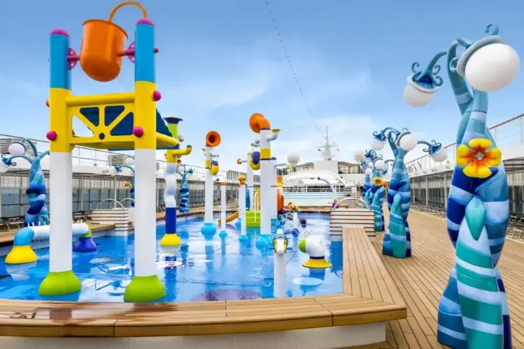 26 MSC Sinfonia, Doremi Spray Park.webp