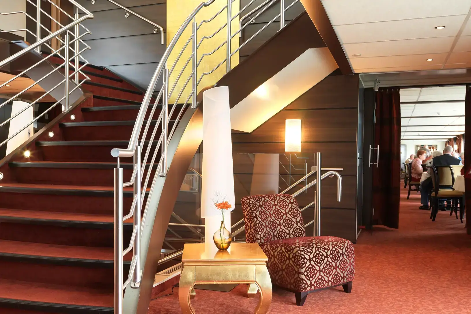 20_AMADEUS_Diamond_Foyer.webp