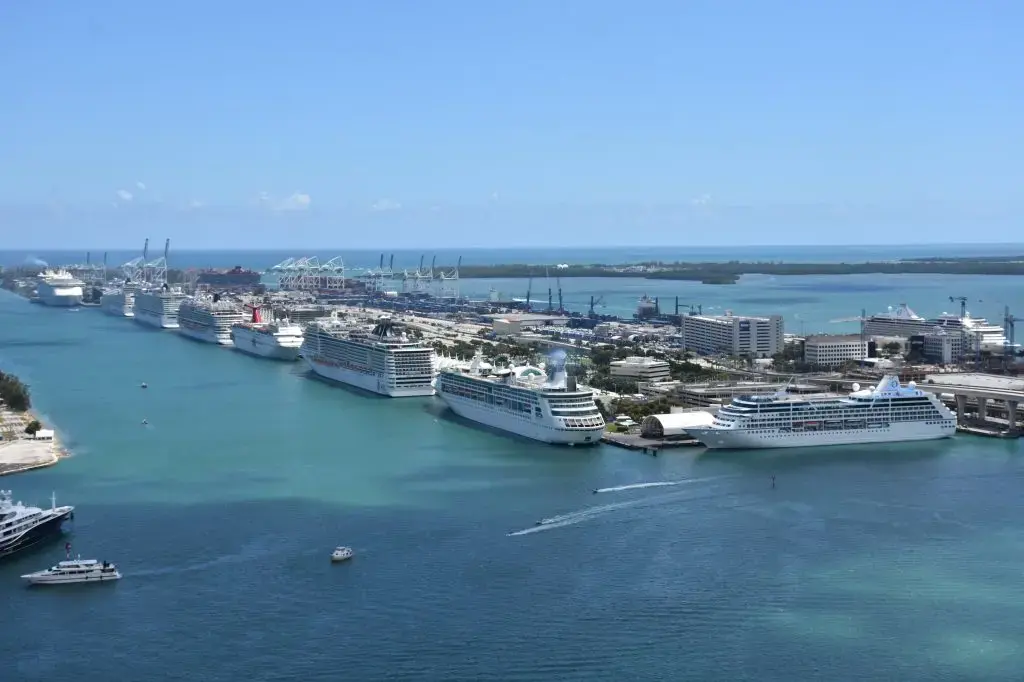 CDC Issues Extension On No-Sail Order