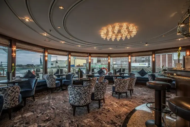 BW Lounge-bar-5116.webp