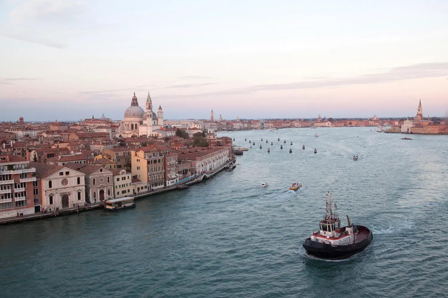 Платний в'їзд на о. Венеція