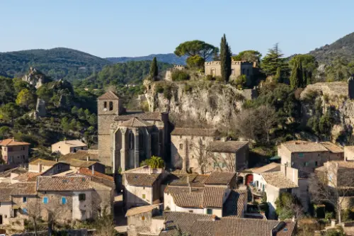 Viviers-lès-Montagnes / Francja