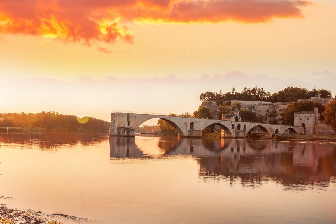 csm_AdobeStock_137121307_Avignon_45f6bf8788.jpeg