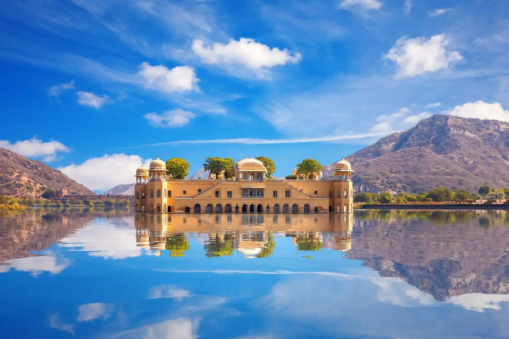 2389992_Udaipur.webp