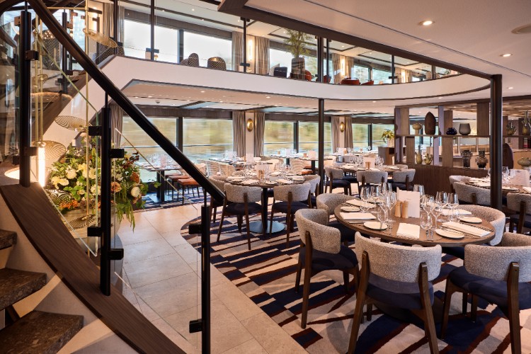 viva-enjoy-riverside-restaurant.jpeg