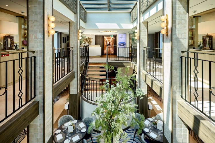 porto-mirante-lobby-reception-2.jpeg