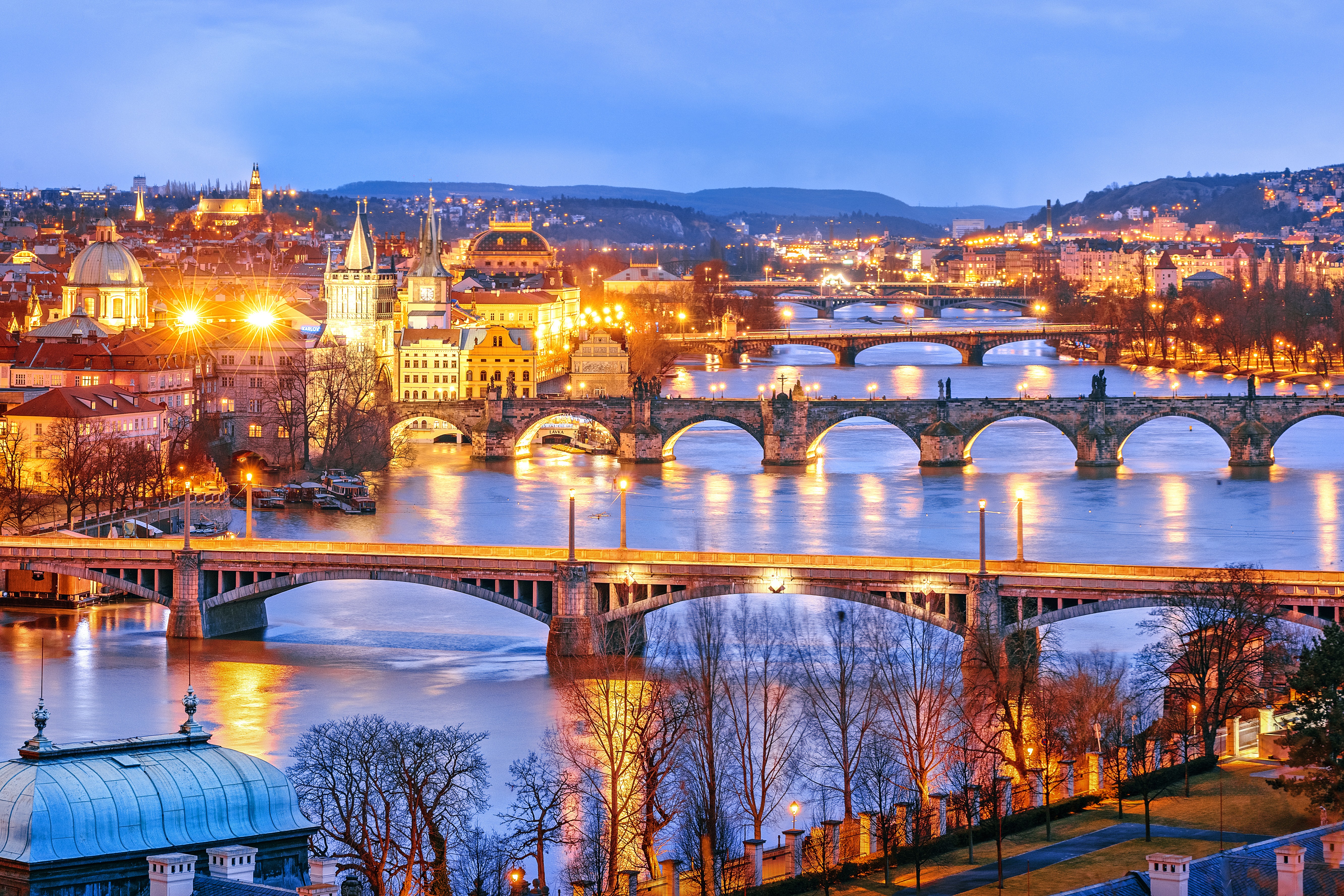 prag-adobestock-175387908.jpeg