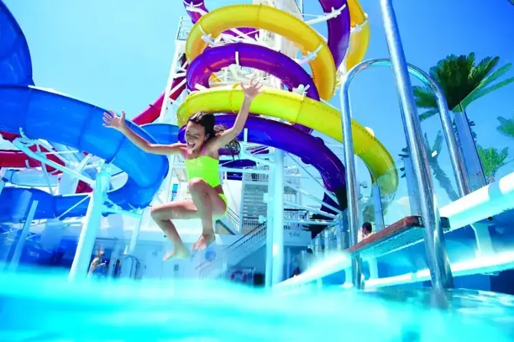 ncl_Brkwy_AquaPark_607.webp