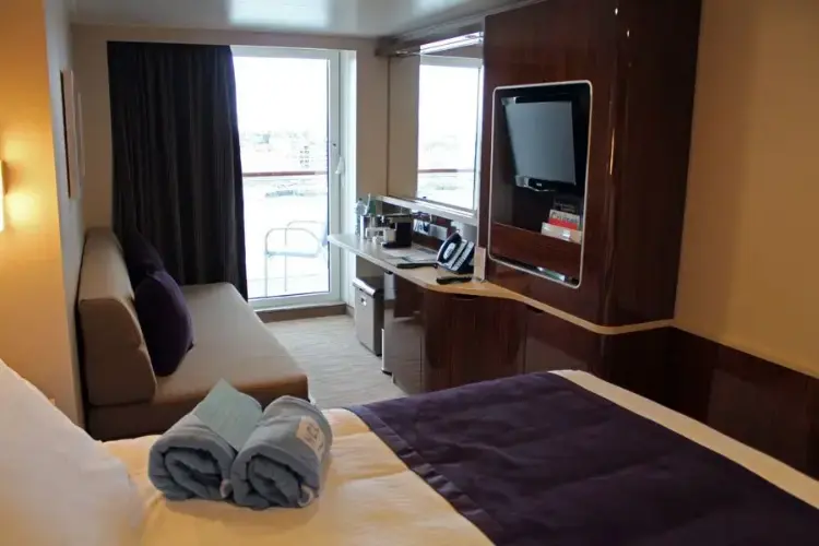 Norwegian-Breakaway-Camarote-Mini-Suite-Familiar-.webp