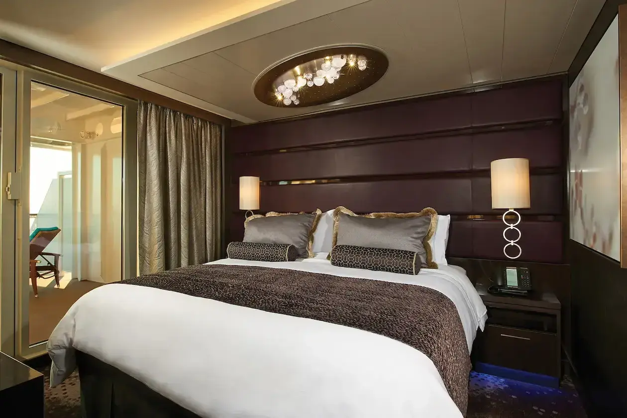 1 norwegian-escape_the-haven-deluxe-owners-suite-mit-grossem-balkon_.webp