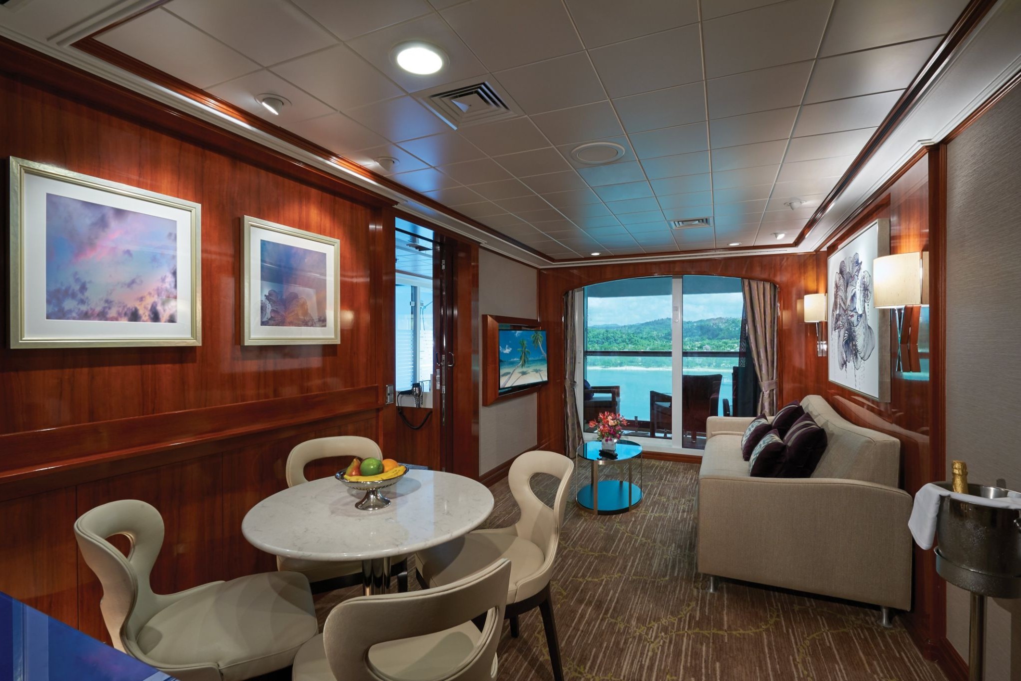 NCL Norwegian Jade The Haven 2-Bedroom Family S4.jpeg