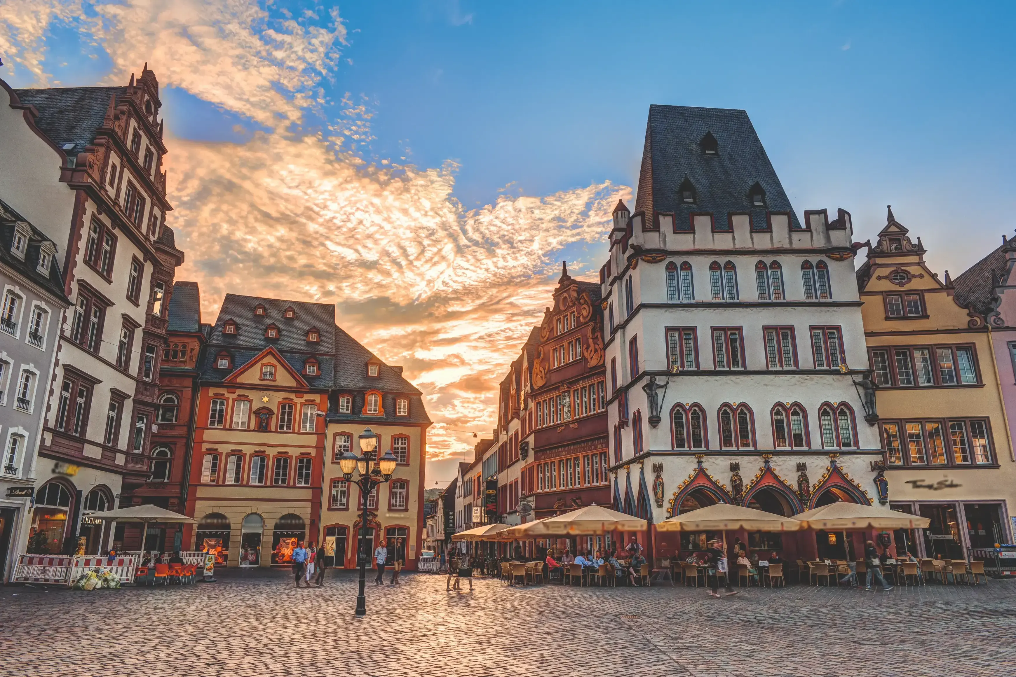 _c_Trier_Haeuser_LU722760013png.webp