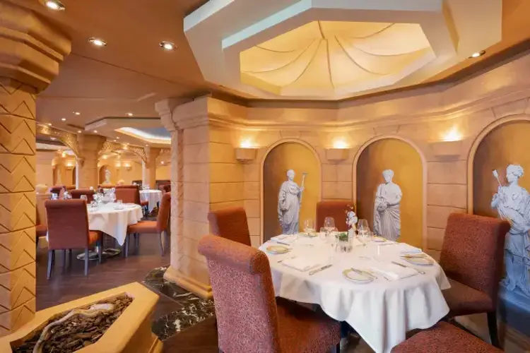 MSC25041911MSC    Divina MSC Yacht Club Le Muse Restaurants.webp
