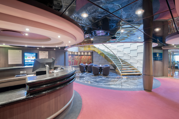 MSC25041903MSC   Divina MSC Yacht Club Concierge Area.png