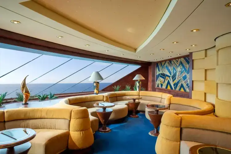 MSC25040012MSC Fantasia, MSC Yacht Club  Top Sail Lounge.webp