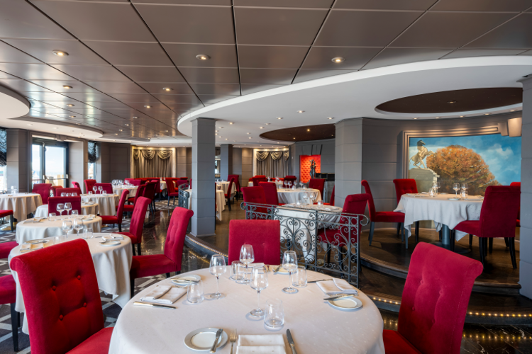 MSC25039992MSC Fantasia, MSC Yacht Club  L'Etoile.png