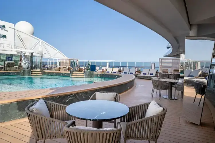 MSC21007898MSC Seashore, MSC Yacht Club Pool.webp