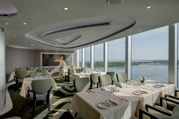 MSC18015439MSC Seaview, MSC Yacht Club Restaurant.png