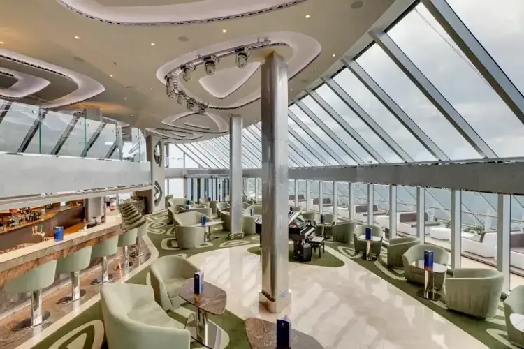 MSC18015550MSC Seaview, MSC Yacht Club Top Sail Lounge.webp