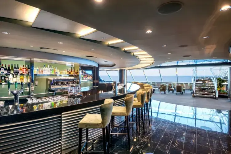 MSC21007124MSC Virtuosa, MSC Yacht Club Top Sail Lounge.webp