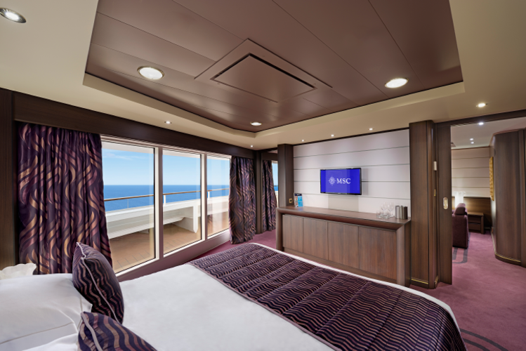MSC13014807MSC Preziosa, Executive & Family Suite.png