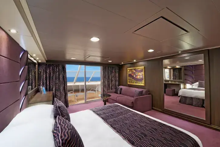 MSC13014905MSC Preziosa, MSC Yacht Club Deluxe Suite for guest with disabilities or reduced mobility.webp
