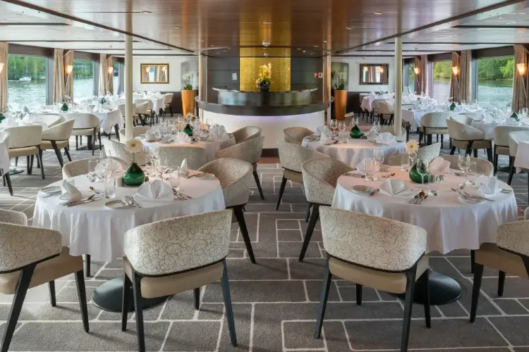 amadeusdiamond_panorama_restaurant.webp