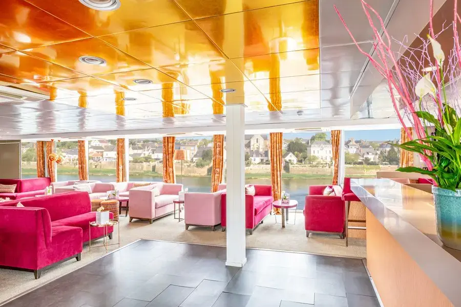 salon-bar9-ms-loire-princesse-pont-superieur-rhin-croisieurope-corinne-cotard©corinne_cotard (1).webp