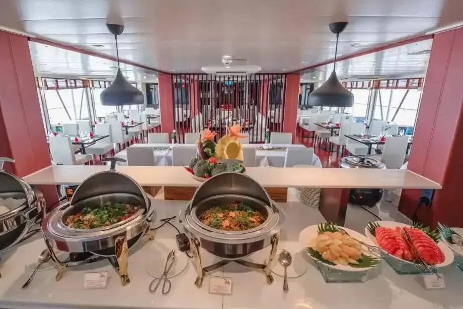 RV Indochine II 3 Restaurant.webp