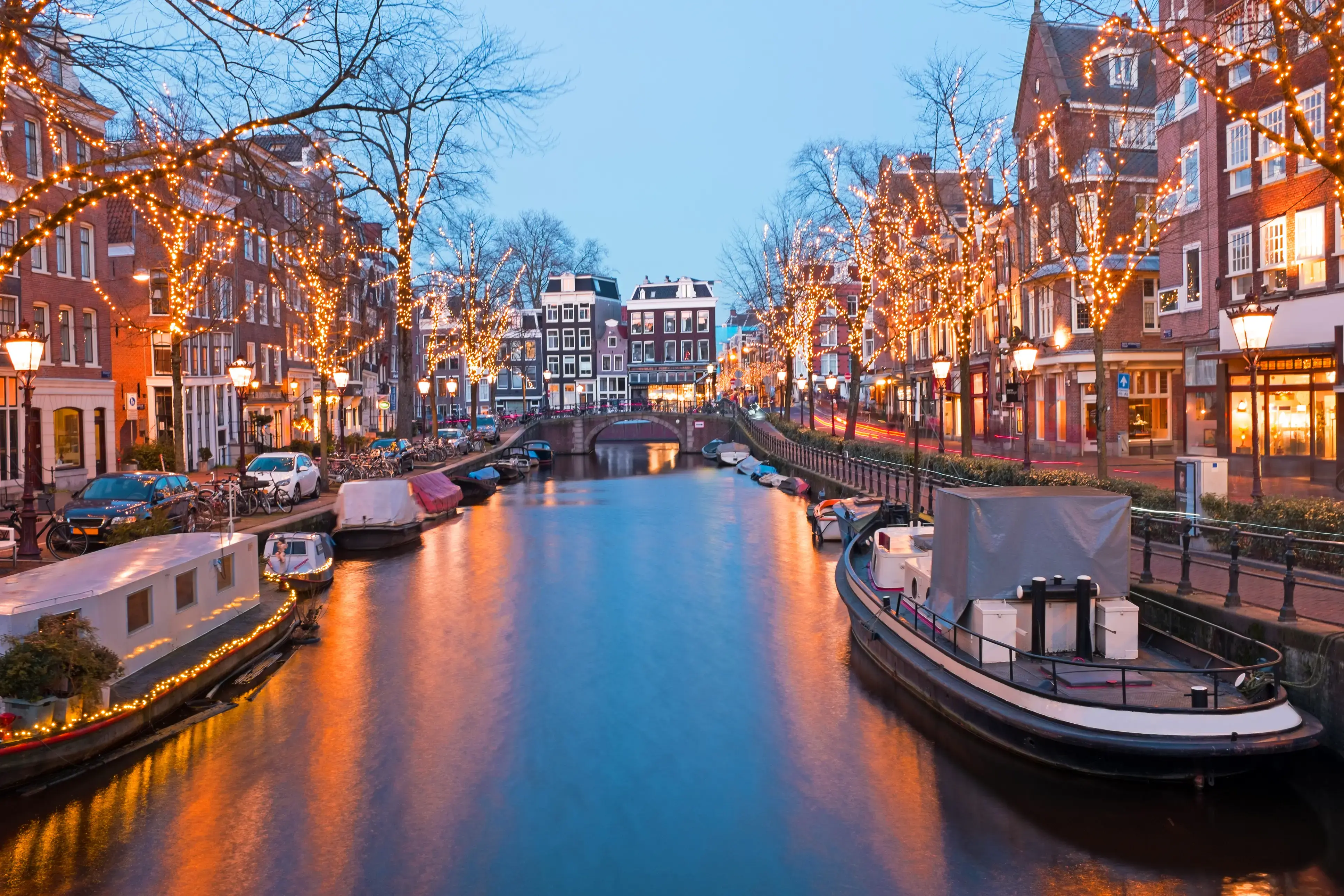 amsterdam-adobestock-191024979.webp