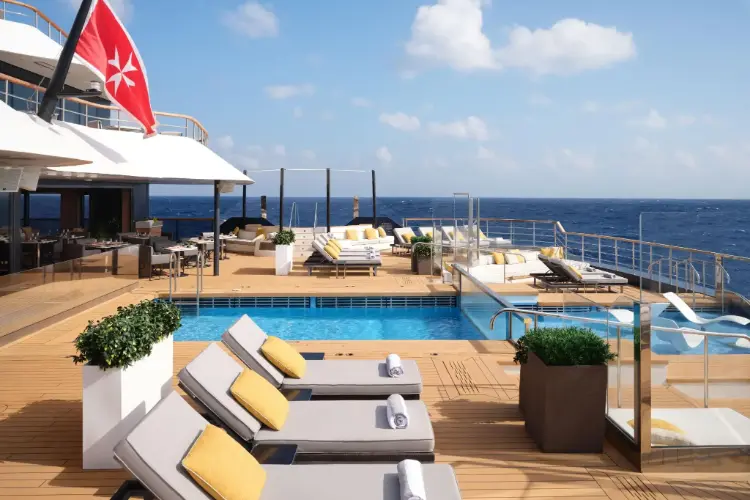 EV_2023_The Pool_001.webp